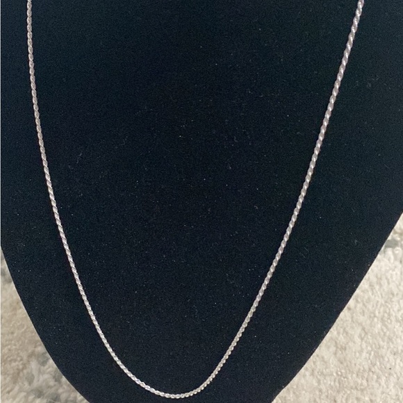 Real 925 Sterling Silver Diamond Cut Rope Chain Made in Italy 1.5mm 24 inch - Picture 2 of 2